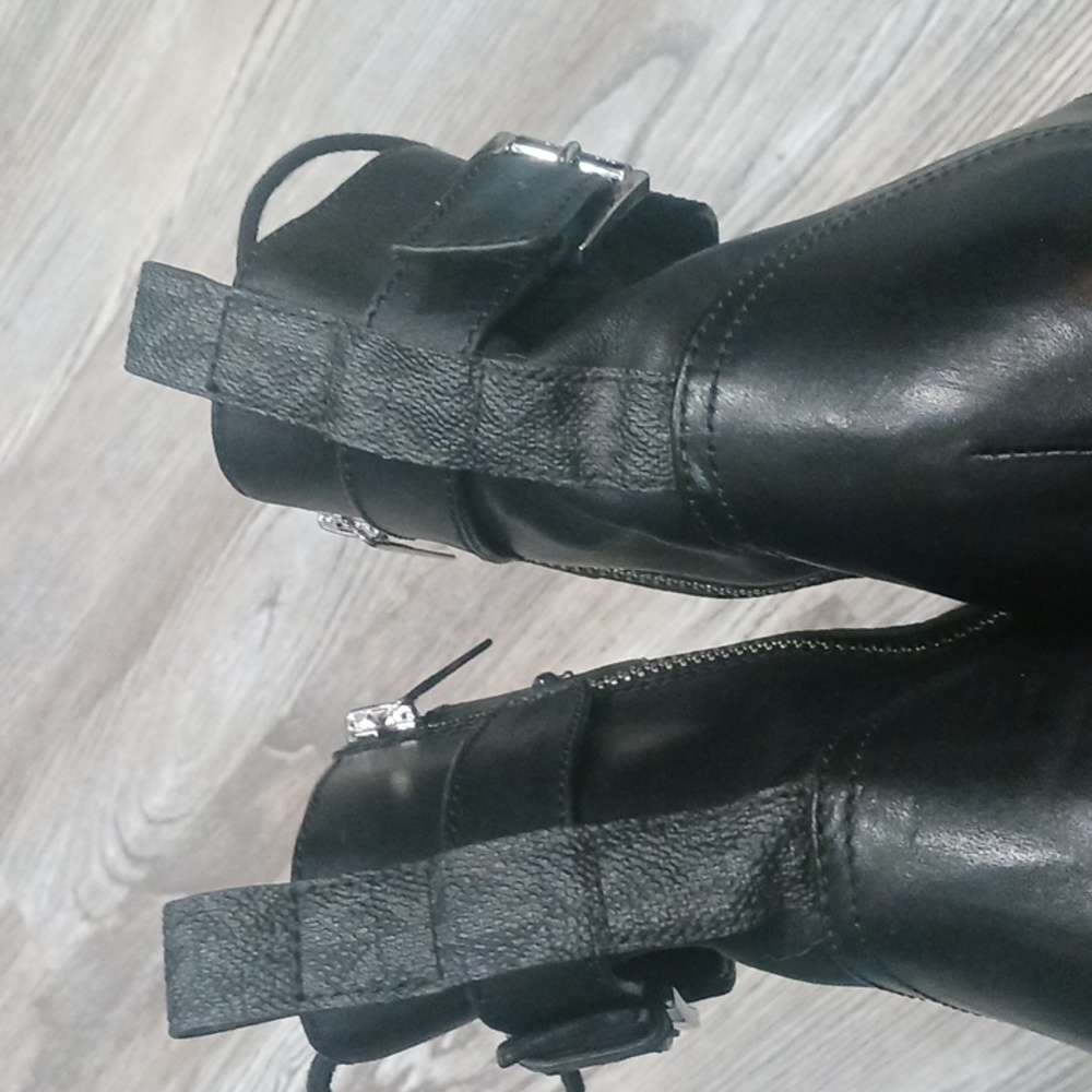 Michael Kors Women's Black Leather Ankle Boots Lace Up Moto Combat Size 8.5 - Picture 10 of 16
